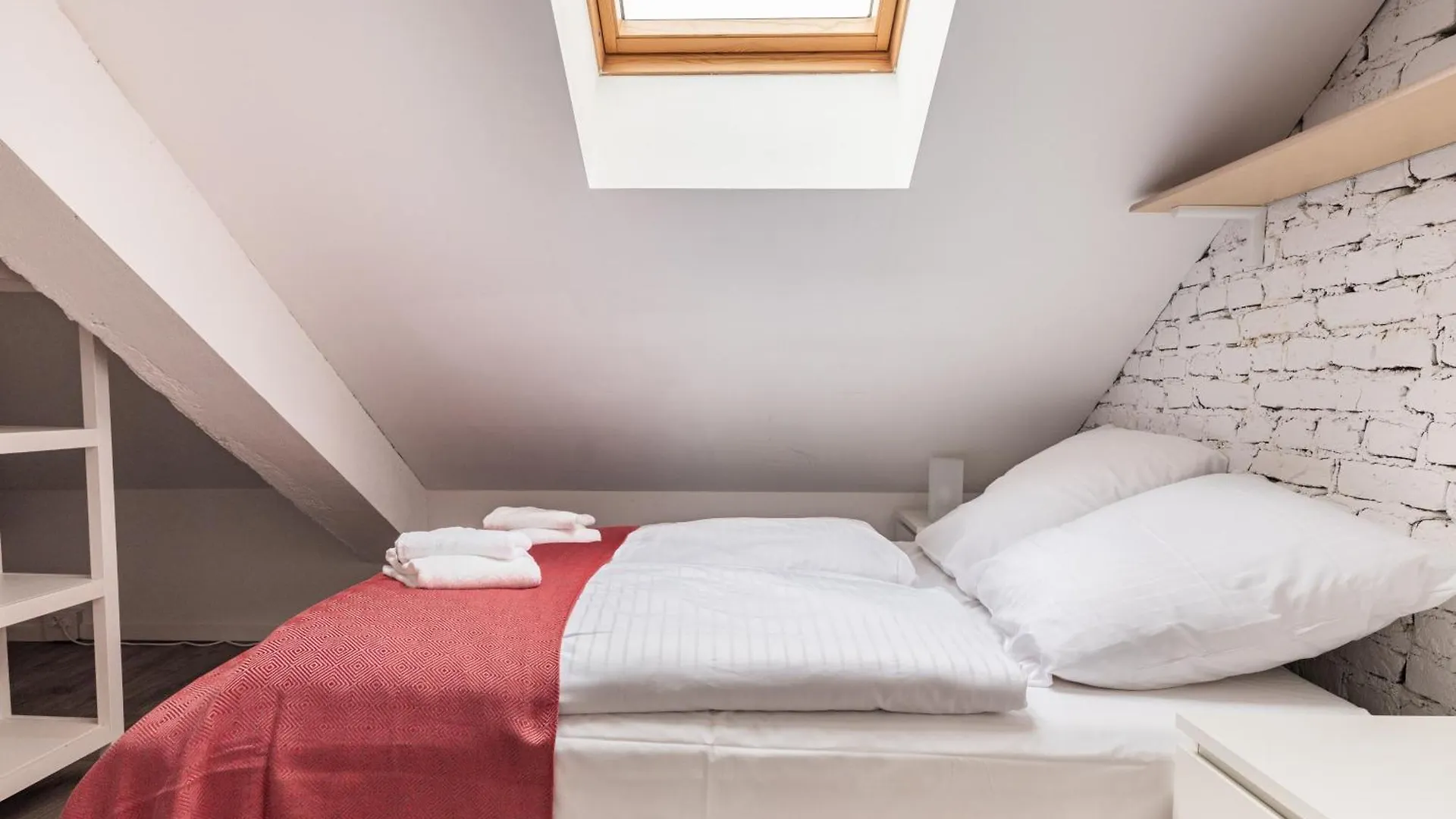 Mint Apartment Ueber Der Stadt Parken Kueche Wifi Berlin