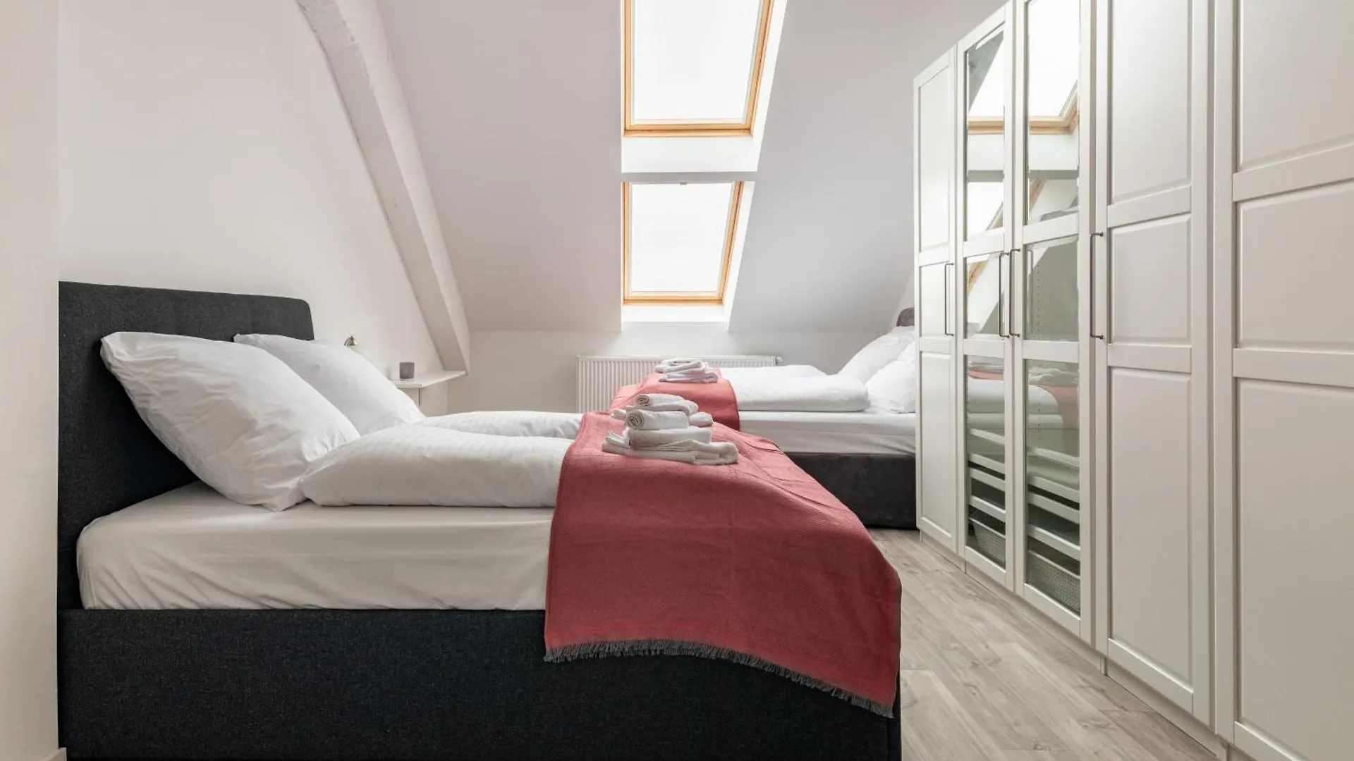 Mint Apartment Ueber Der Stadt Parken Kueche Wifi Berlin