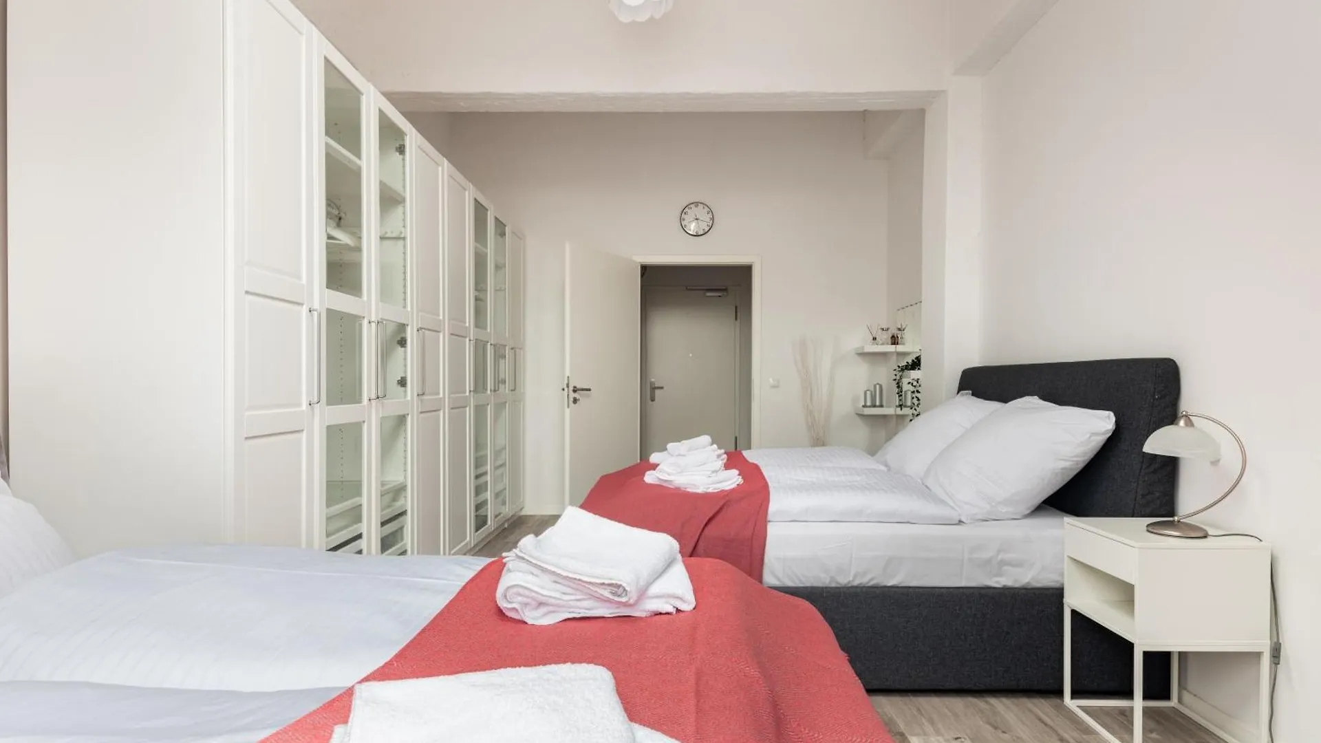 Mint Apartment Ueber Der Stadt Parken Kueche Wifi Berlin 0*,
