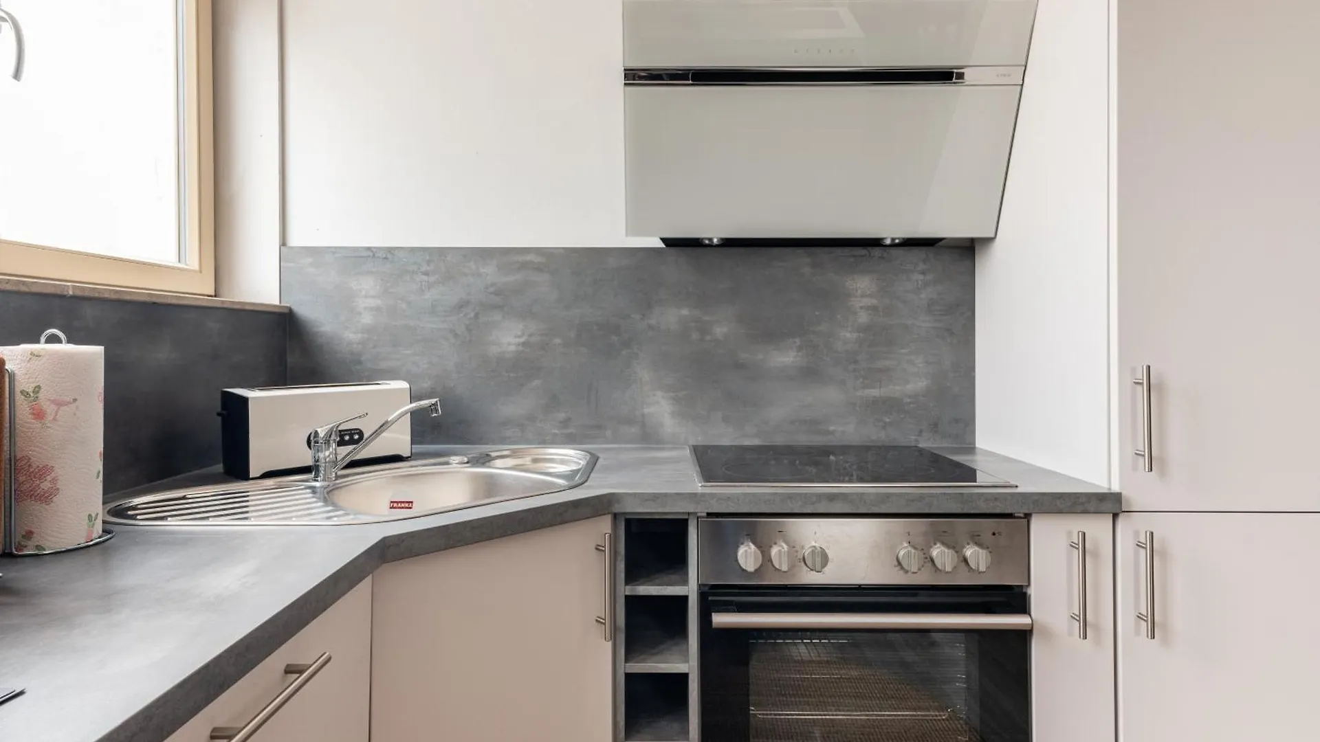 Mint Apartment Ueber Der Stadt Parken Kueche Wifi Berlin