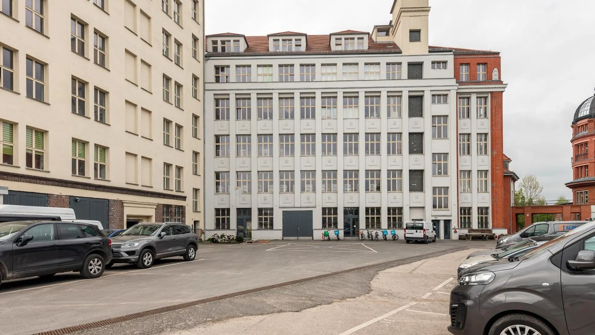 Mint Apartment Ueber Der Stadt Parken Kueche Wifi Berlin 0*,  Germany