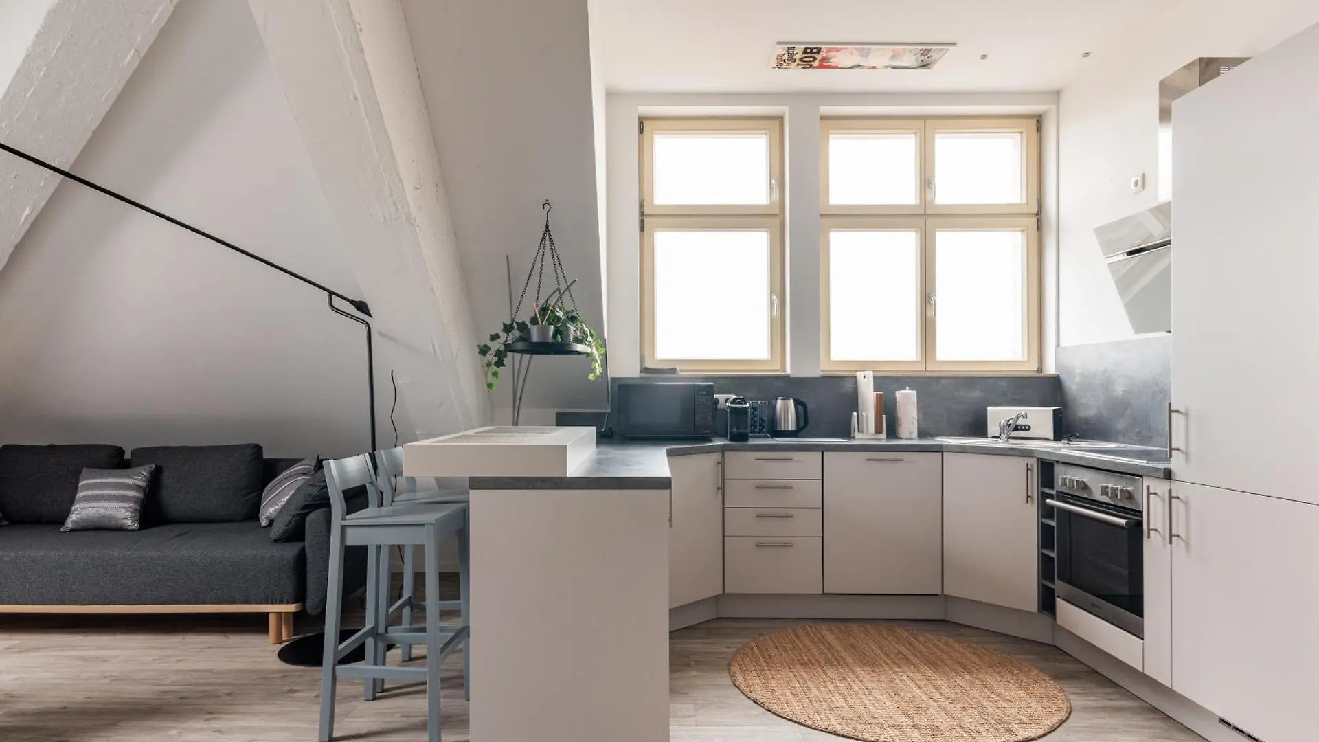Mint Apartment Ueber Der Stadt Parken Kueche Wifi Berlin