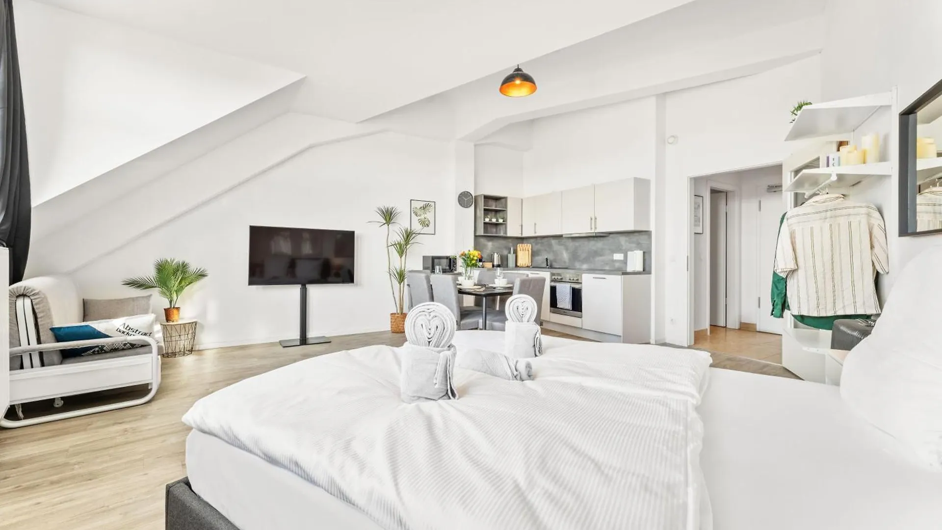 Mint Apartment Ueber Der Stadt Parken Kueche Wifi Berlin