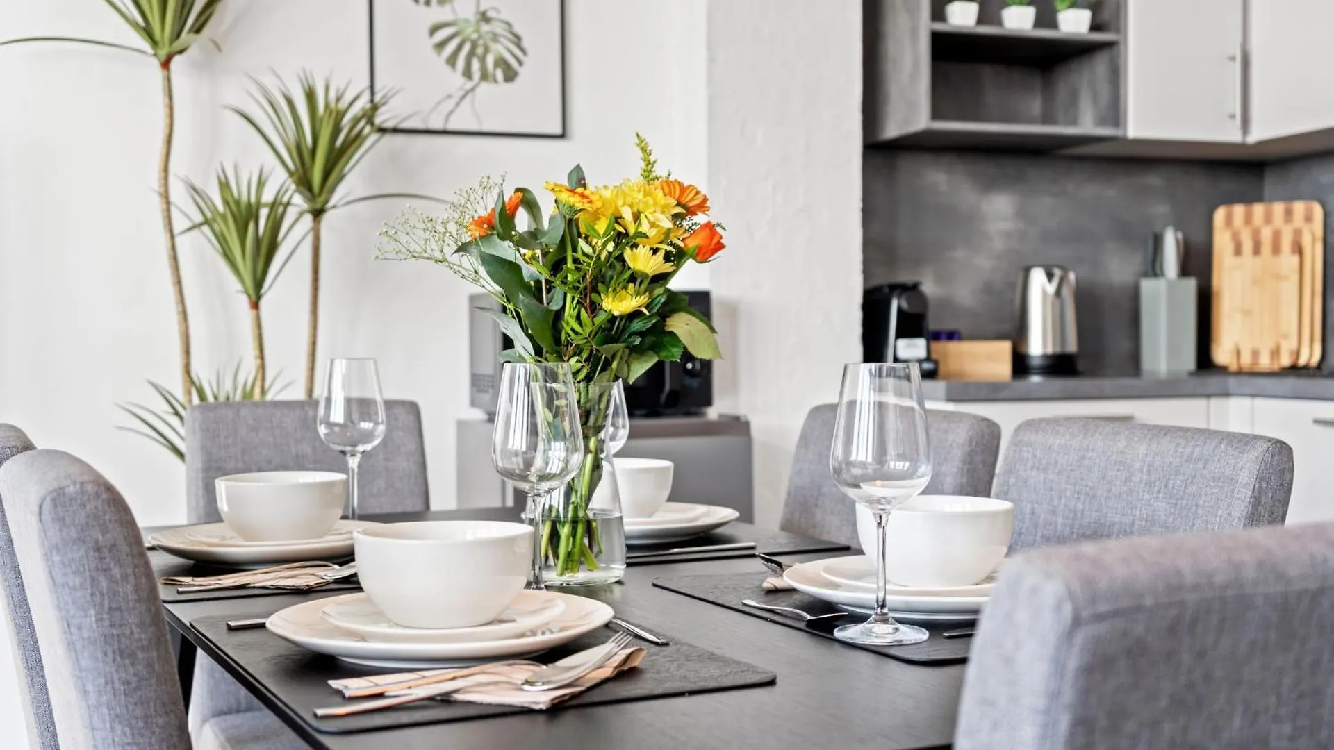 Mint Apartment Ueber Der Stadt Parken Kueche Wifi Berlin
