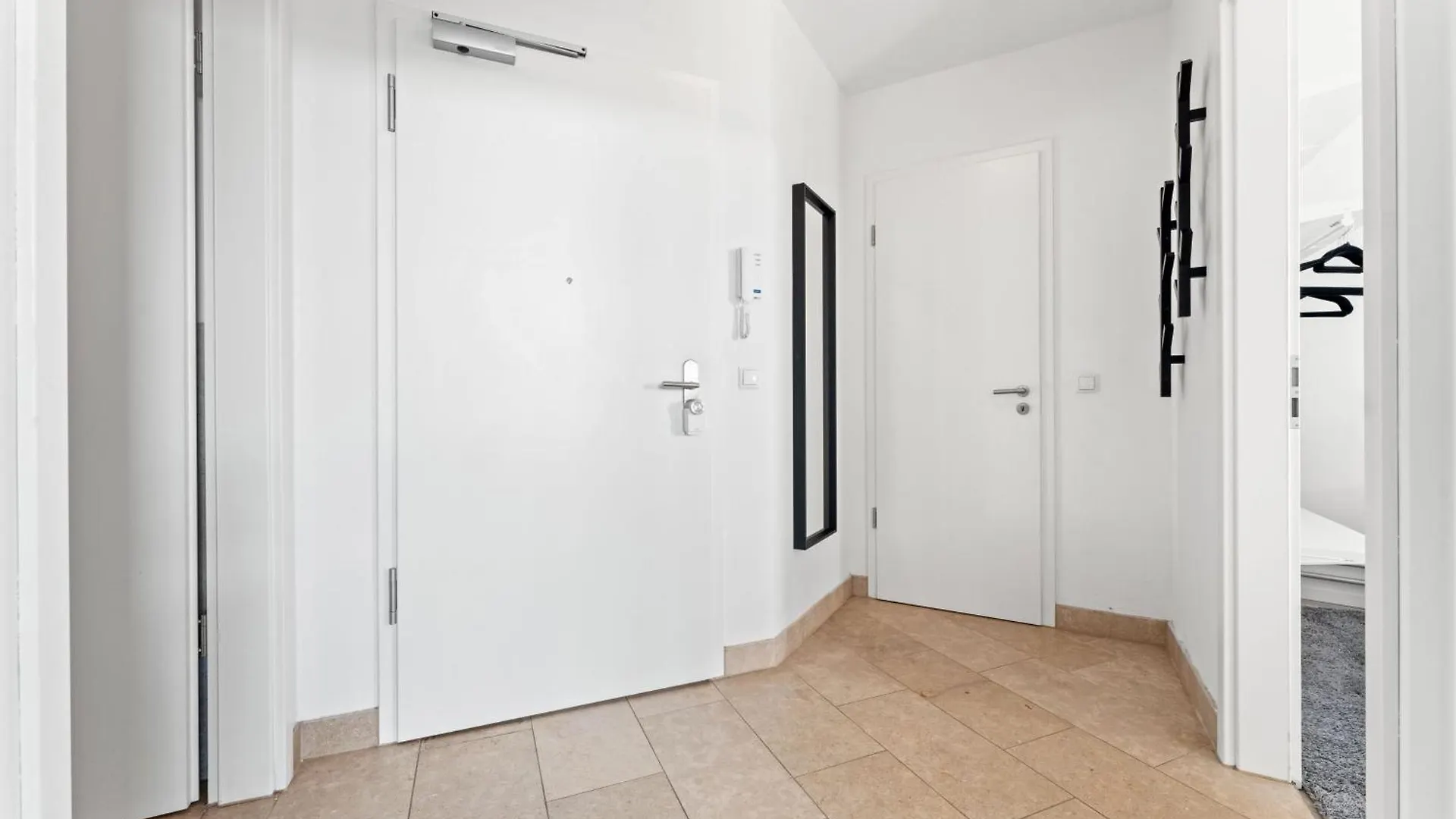 Mint Apartment Ueber Der Stadt Parken Kueche Wifi Berlin