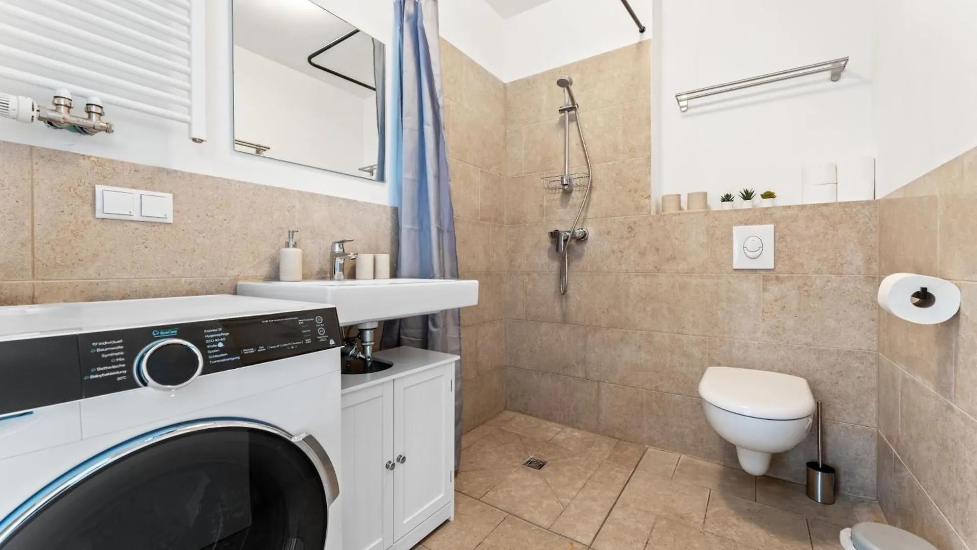 Mint Apartment Ueber Der Stadt Parken Kueche Wifi Berlin