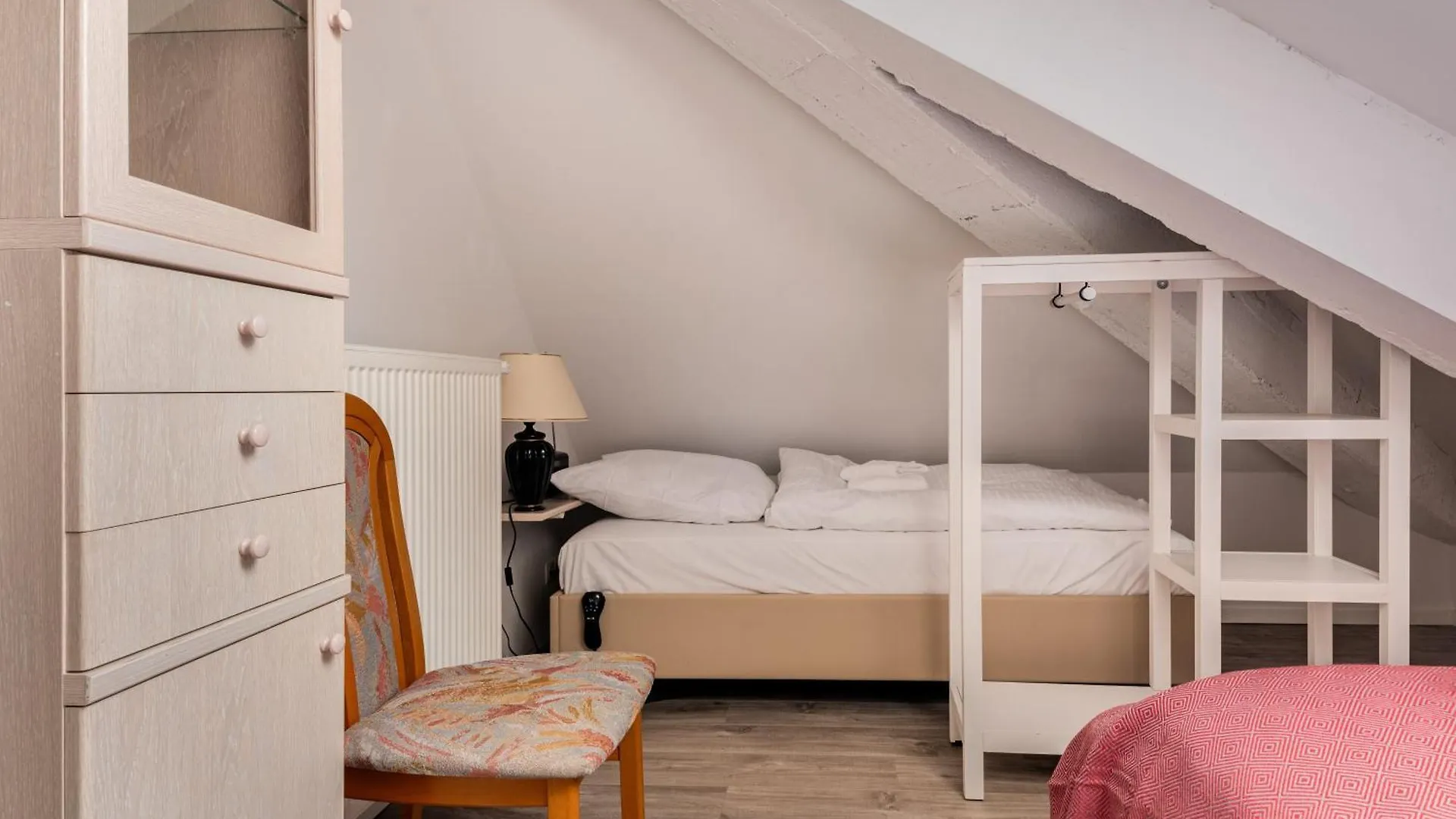 Mint Apartment Ueber Der Stadt Parken Kueche Wifi Berlin