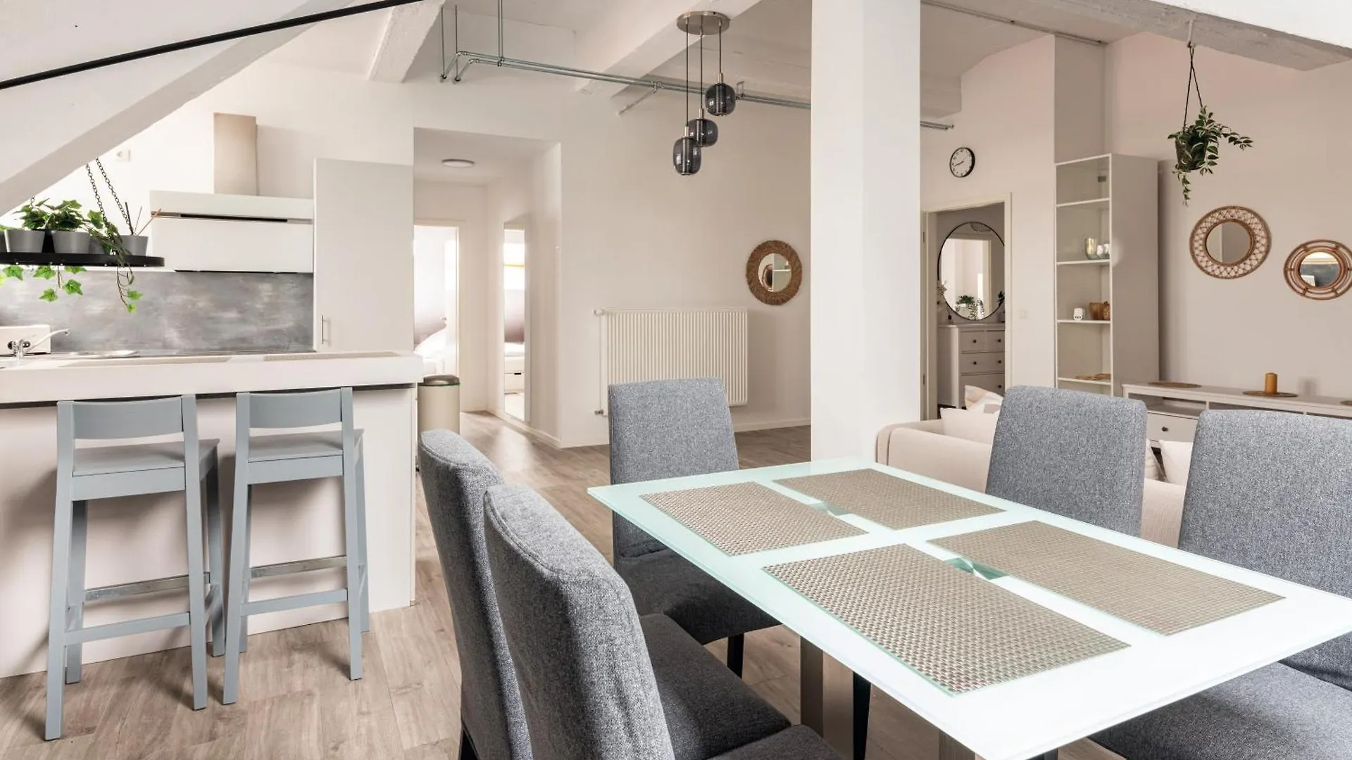 Mint Apartment Ueber Der Stadt Parken Kueche Wifi Berlin