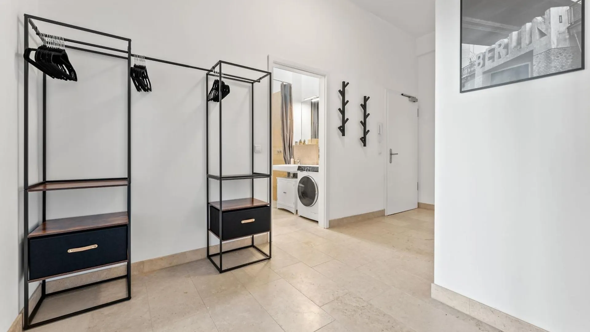 Mint Apartment Ueber Der Stadt Parken Kueche Wifi Berlin 0*,  Germany