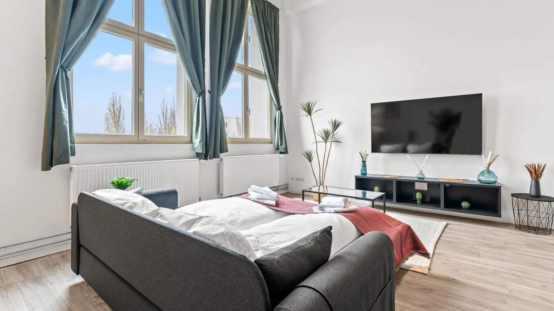 Mint Apartment Ueber Der Stadt Parken Kueche Wifi Berlin