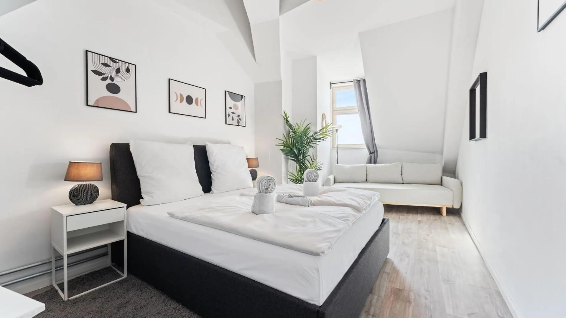 Mint Apartment Ueber Der Stadt Parken Kueche Wifi Berlin