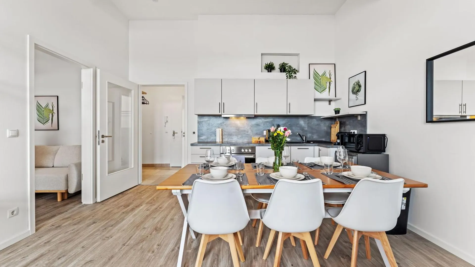 Mint Apartment Ueber Der Stadt Parken Kueche Wifi Berlin